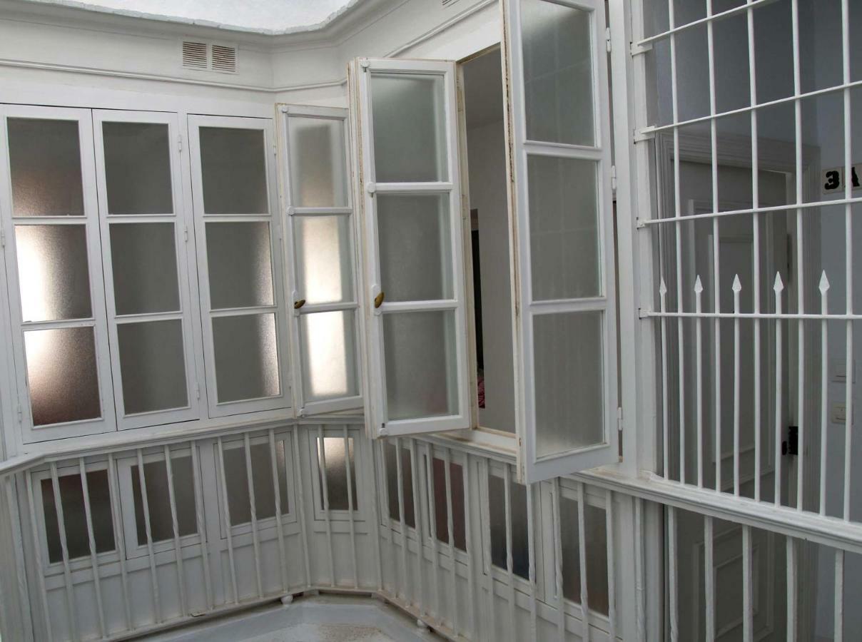 Sagasta Apartments Cadiz Exterior photo